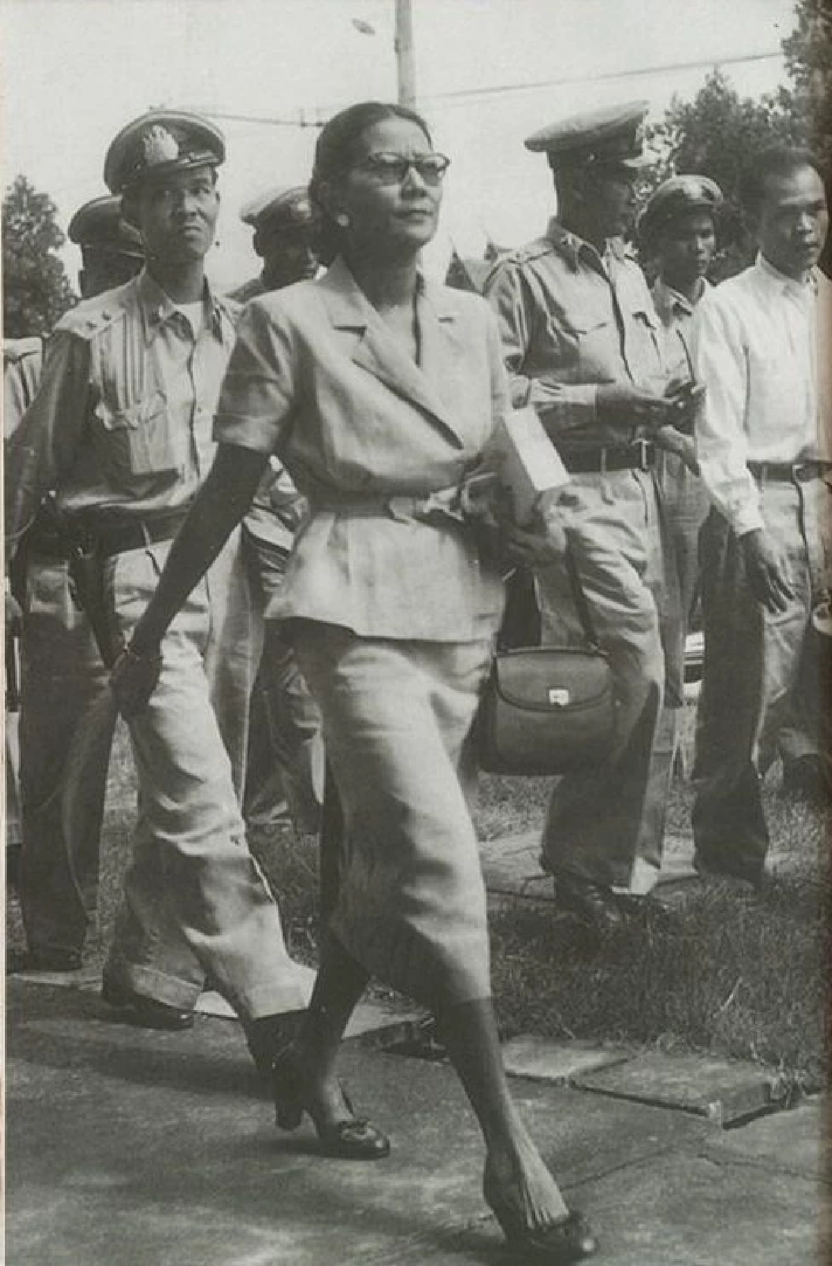 ท่านผู้หญิงพูนศุข พนมยงค์ (ภริยาของรัฐบุรุษอาวุโส ปรีดี พนมยงค์)