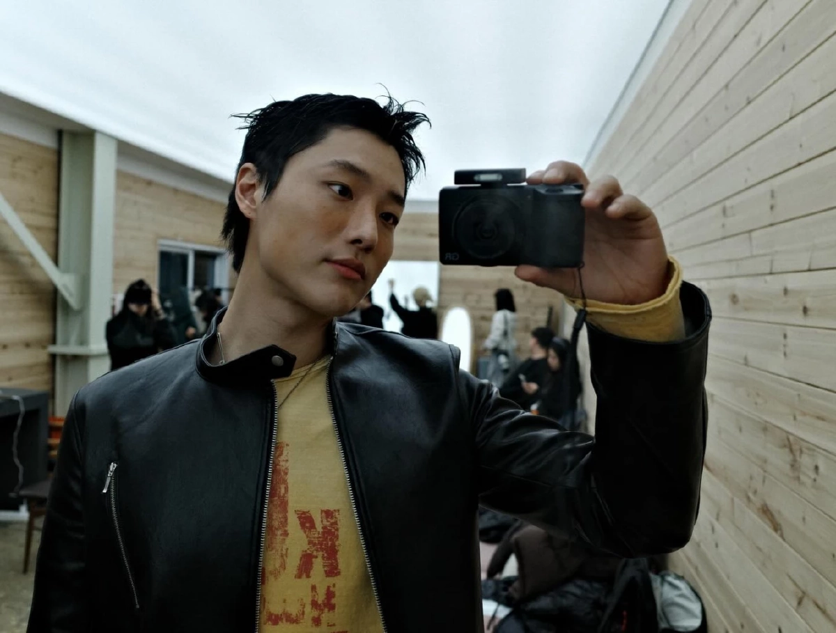 ‘WOODZ’ ศิลปินผู้ถูกเลือกให้ (ไม่) ผิดหวัง