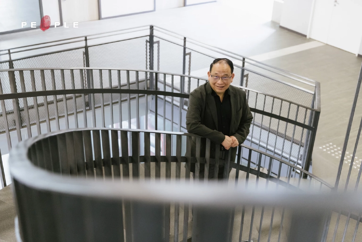 บทสัมภาษณ์ ‘ดร. เจน ชาญณรงค์’ ฝ่าฝุ่น ฝ่าระบบ ฝ่าความขัดแย้งในสังคมไทย