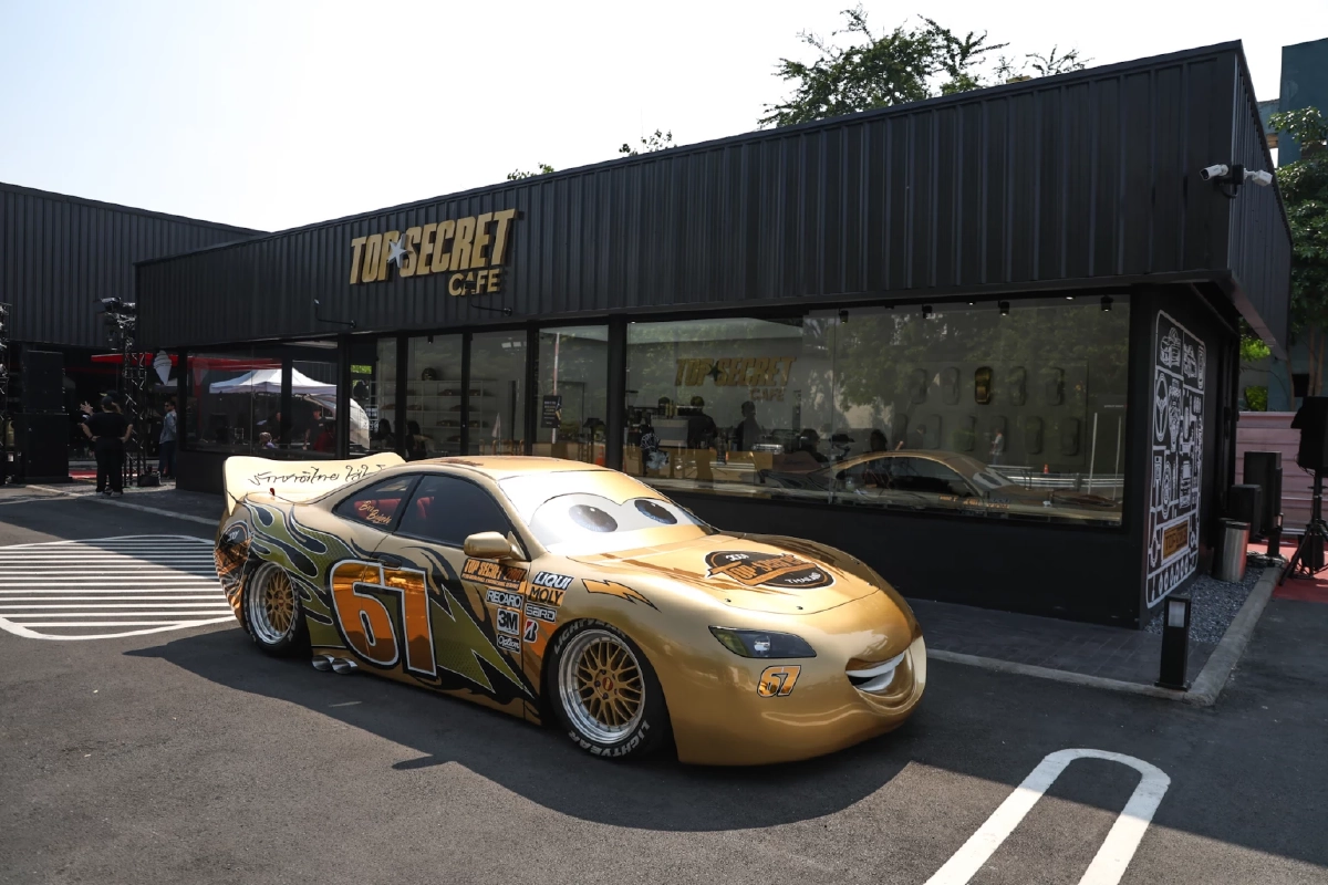 เปิดความลับ ‘TOP SECRET CAFE’ เมื่อจิตวิญญาณนักแข่งถูก ‘จูน’ ลงถ้วยกาแฟและชามราเมง