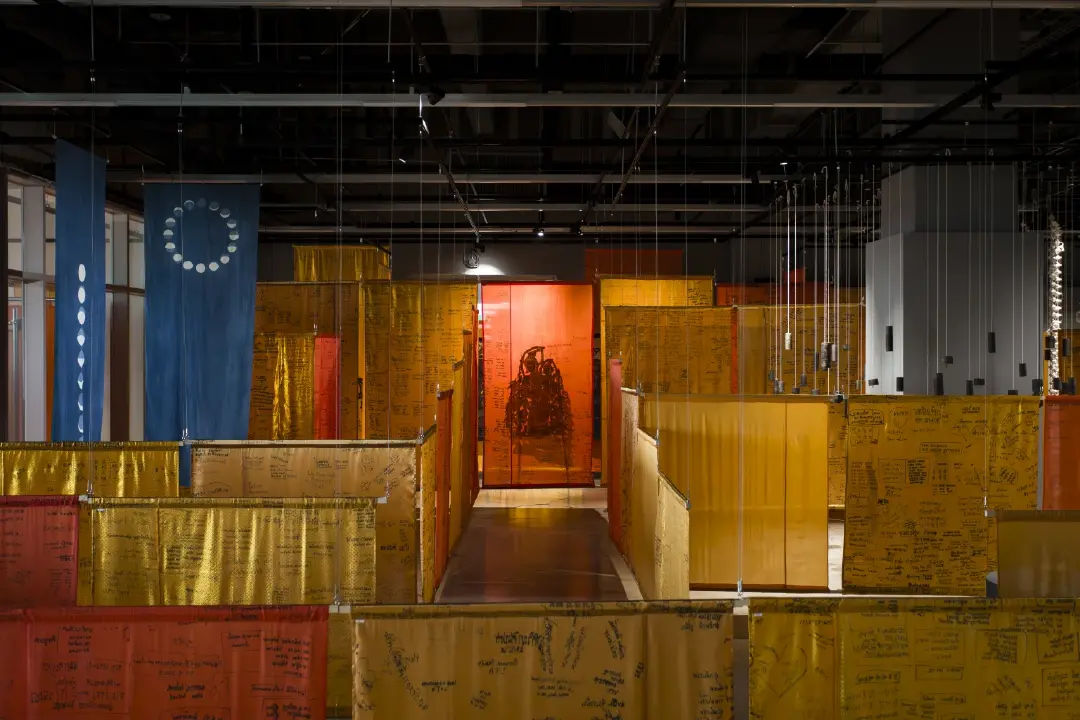 ชีวิต เวลา ยืดหยุ่น (Living in an Elastic Time) นิทรรศการศิลปะ–คราฟต์ระดับนานาชาติที่ชวนคุณ ‘ใช้เวลา’ ให้ต่างออกไป