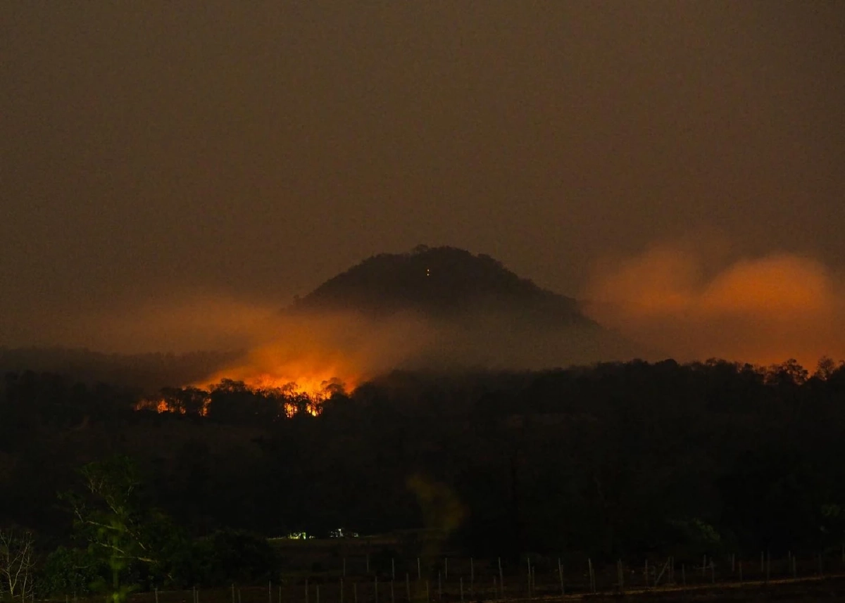 ปายฟ้าใส : การรวมกลุ่มของคนรักปาย สู้ 'ไฟป่า' เพื่อทวงคืนอากาศสะอาดให้กลับคืนมา