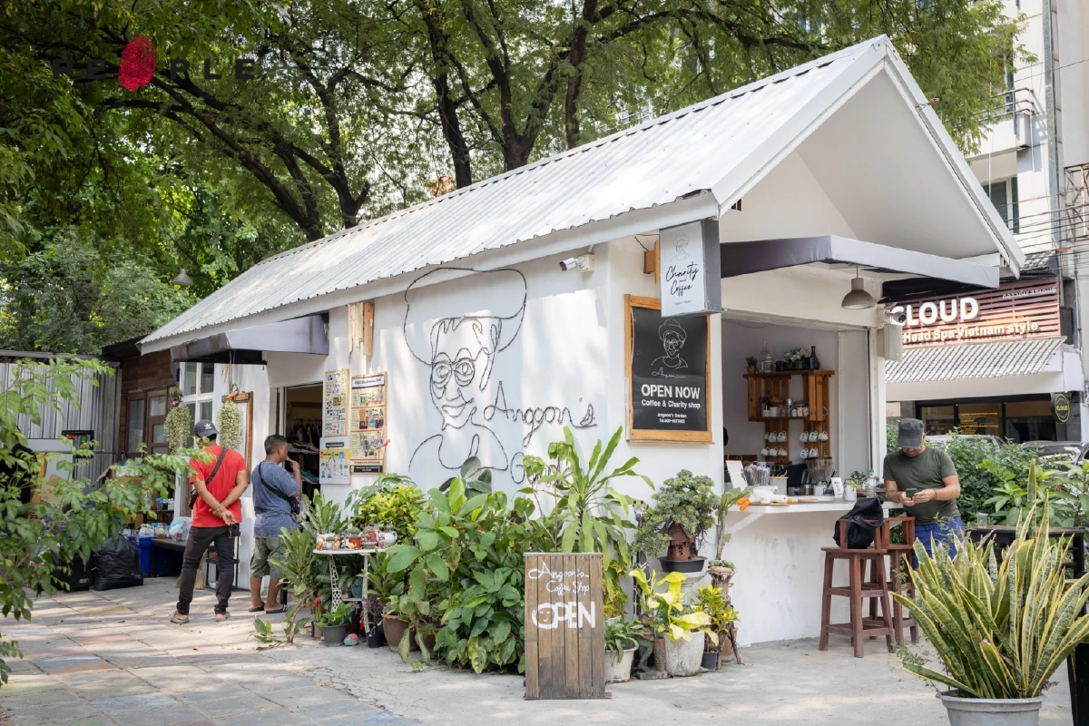 ‘โซเฟีย’ สิริพร สุขชูศรี: ผู้พลิกฟื้น ‘สวนครูองุ่น’  โอเอซิสกลางทองหล่อ ที่เปิดรั้วให้คนเมืองมาใช้ชีวิต