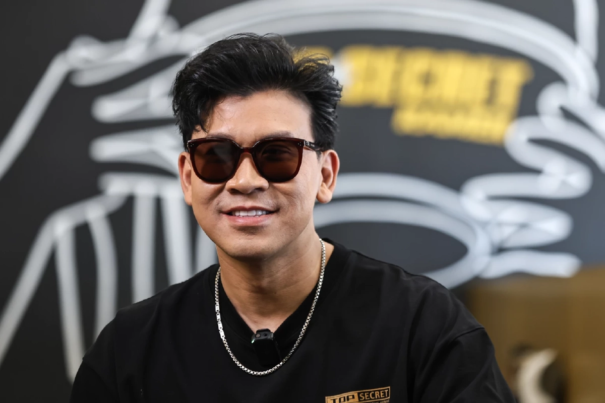 เปิดความลับ ‘TOP SECRET CAFE’ เมื่อจิตวิญญาณนักแข่งถูก ‘จูน’ ลงถ้วยกาแฟและชามราเมง