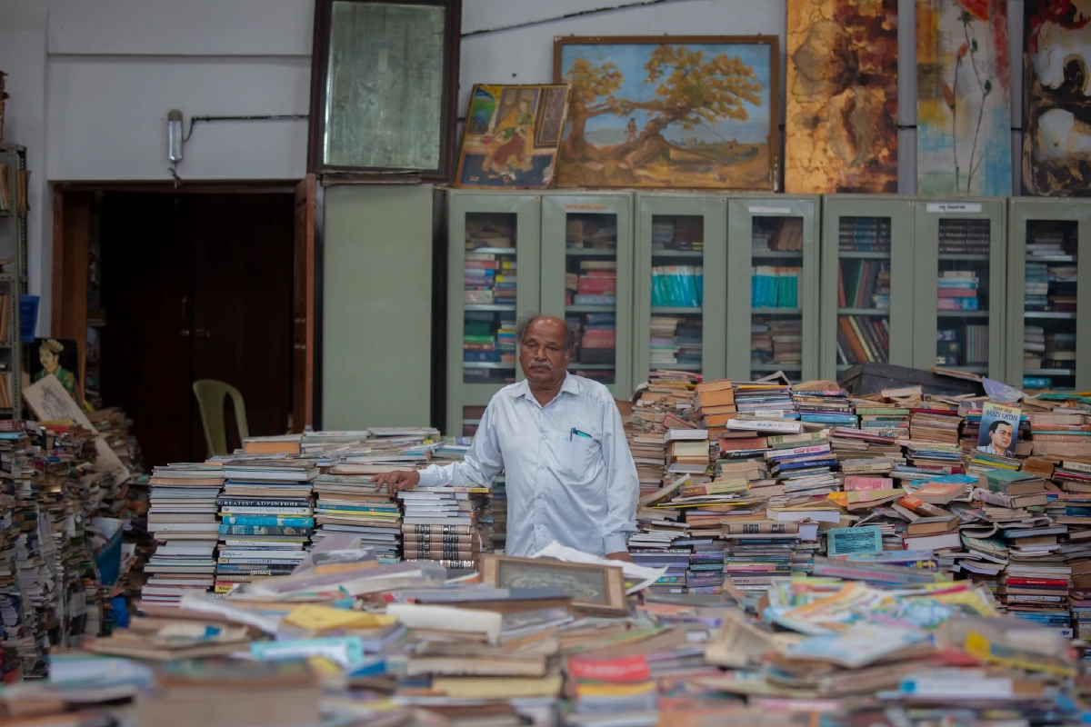 อังเก โกวดา: อุทิศชีวิตและบ้านสร้างห้องสมุดที่ทุกคนเข้ามาอ่านหนังสือฟรี