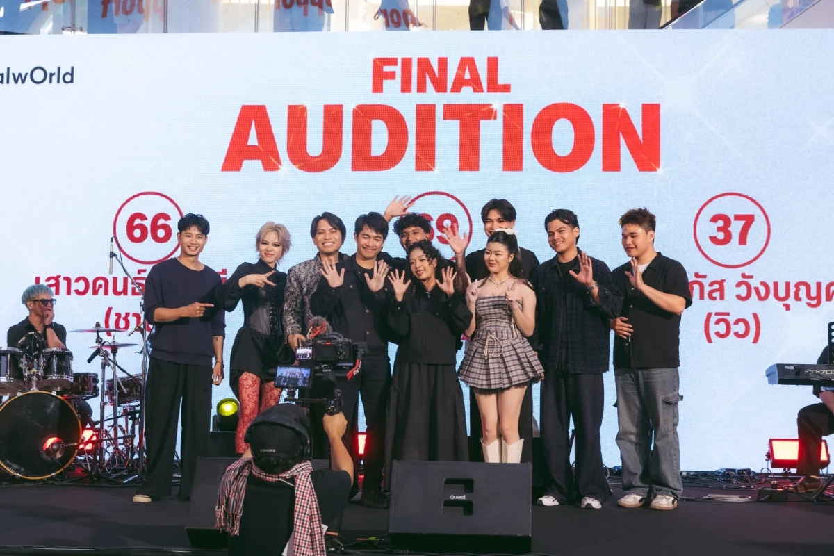 3 ศิลปินใหม่ค่าย MACHg “หนุ่ม กรรชัย – ชาชม เสาวคนธ์ – วิว นันท์นภัส” ผู้ชนะจากเวที Audition ภายใต้การดูแลโดยทีมผู้บริหารตัวท็อป ‘ก้อง ห้วยไร่’ และ ‘แบงค์–รัฐวิชญ์’ พร้อมด้วย ‘โอม–ปัณฑพล’