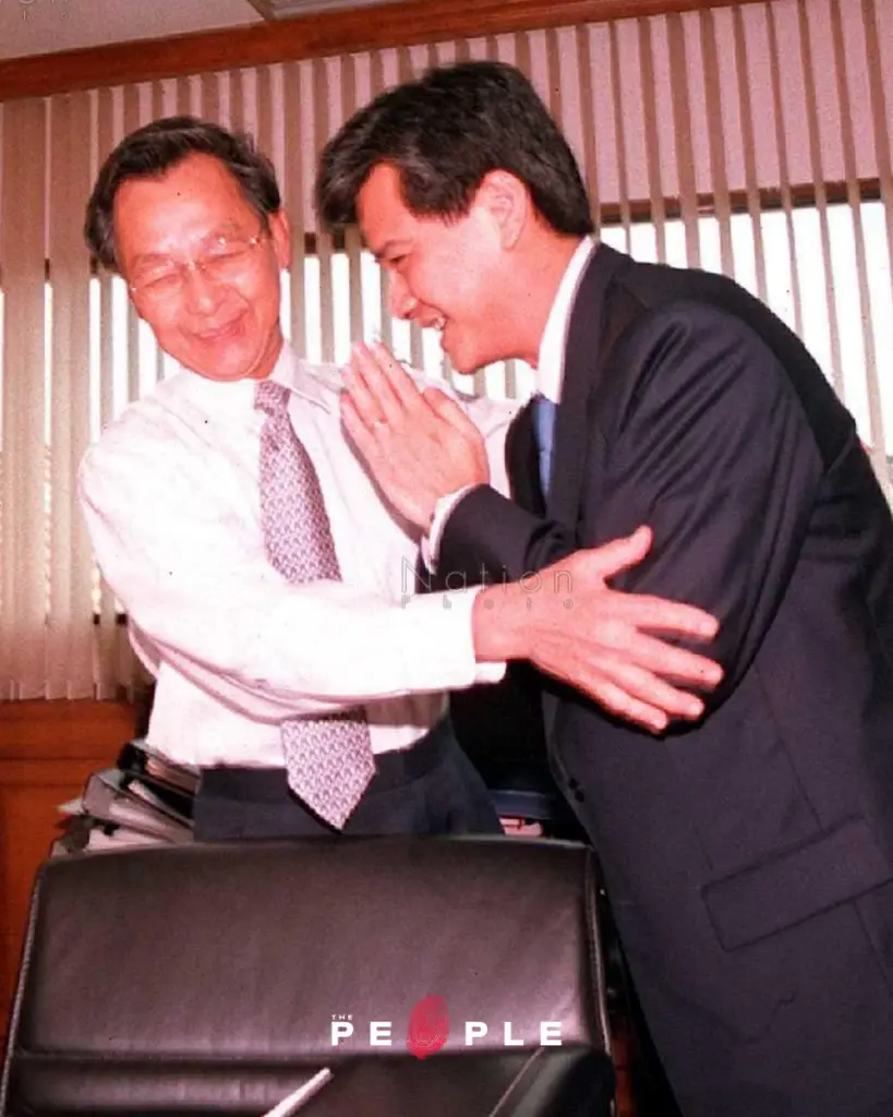 อภิรักษ์ โกษะโยธิน
