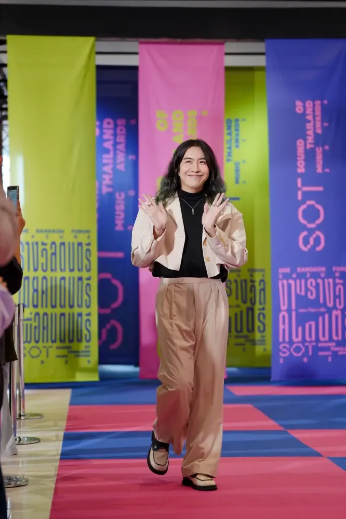“MILLI” และ “YOUNGOHM” คว้า 3 รางวัลใหญ่แห่งปี! ปิดฉาก SOT MUSIC AWARDS 2026 อย่างยิ่งใหญ่ รวมพลังคนดนตรี สร้างประวัติศาสตร์หน้าใหม่ของอุตสาหกรรมดนตรีไทย