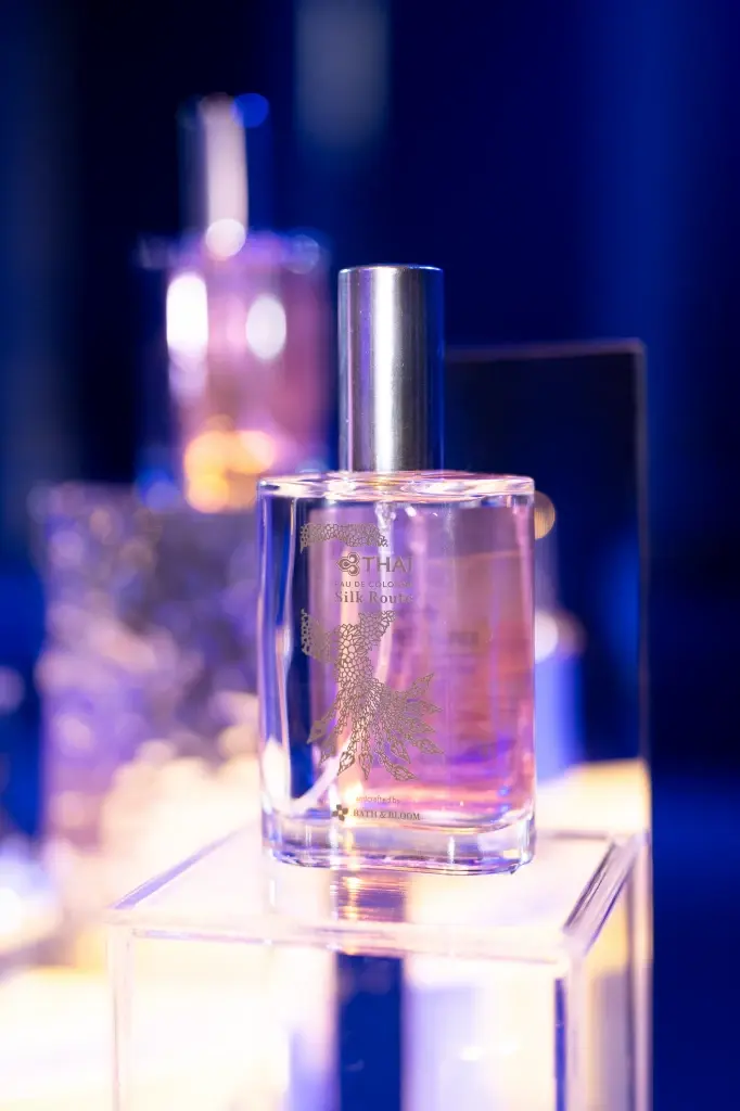 ยกระดับเสน่ห์แห่งการต้อนรับแบบไทยสู่สากล: Bath&Bloom ผสานอัตลักษณ์ร่วมกับ การบินไทย รังสรรค์ประสบการณ์กลิ่นหอมเหนือระดับ