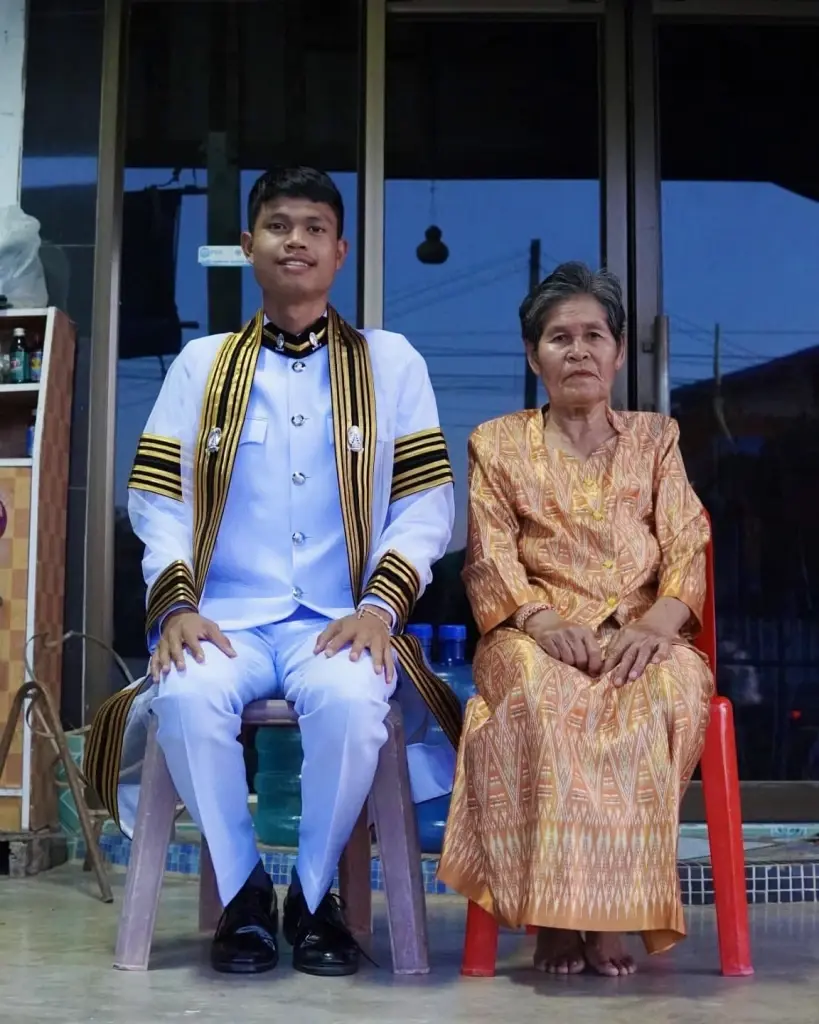 ฮลุน โซโล่ : ยูทูบเบอร์ผู้ไม่เคยยอมจำนนต่อโชคชะตา
