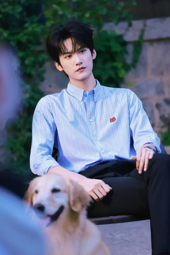 โจวเคออวี่ : วัยรุ่นที่ใช้ความกล้าพุ่งชนทุกโอกาส