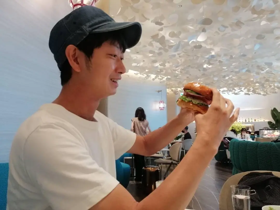 โชจิ โมริโมโตะ: ผู้พิสูจน์ว่า ‘การไม่ทำอะไรเลย’ ก็มีคุณค่าในโลกที่แสนเร่งรีบ