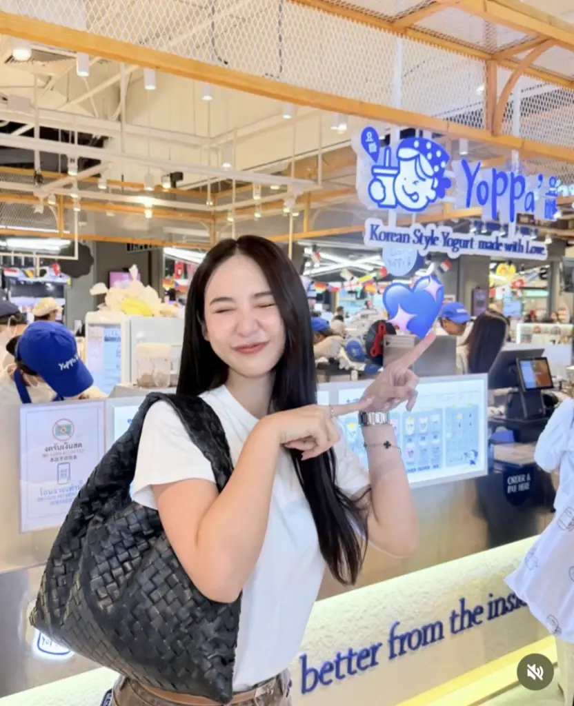 ปังไม่ไหว! “YoPPa Yogurt” ทะยานสู่ 50 สาขา ภายใน 3 เดือน “ญดา” จ่อเปิดครบ 9 สาขาในปี 2026 – รุกขยายแฟรนไชส์ 4 ภาค ทั่วประเทศ