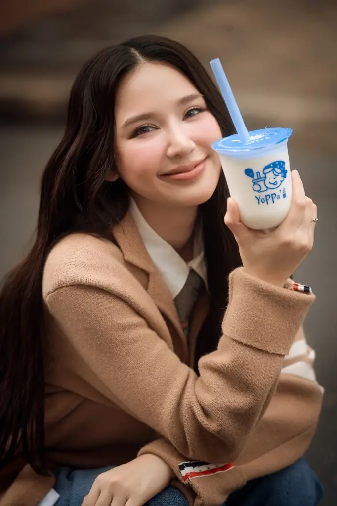 ปังไม่ไหว! “YoPPa Yogurt” ทะยานสู่ 50 สาขา ภายใน 3 เดือน “ญดา” จ่อเปิดครบ 9 สาขาในปี 2026 – รุกขยายแฟรนไชส์ 4 ภาค ทั่วประเทศ