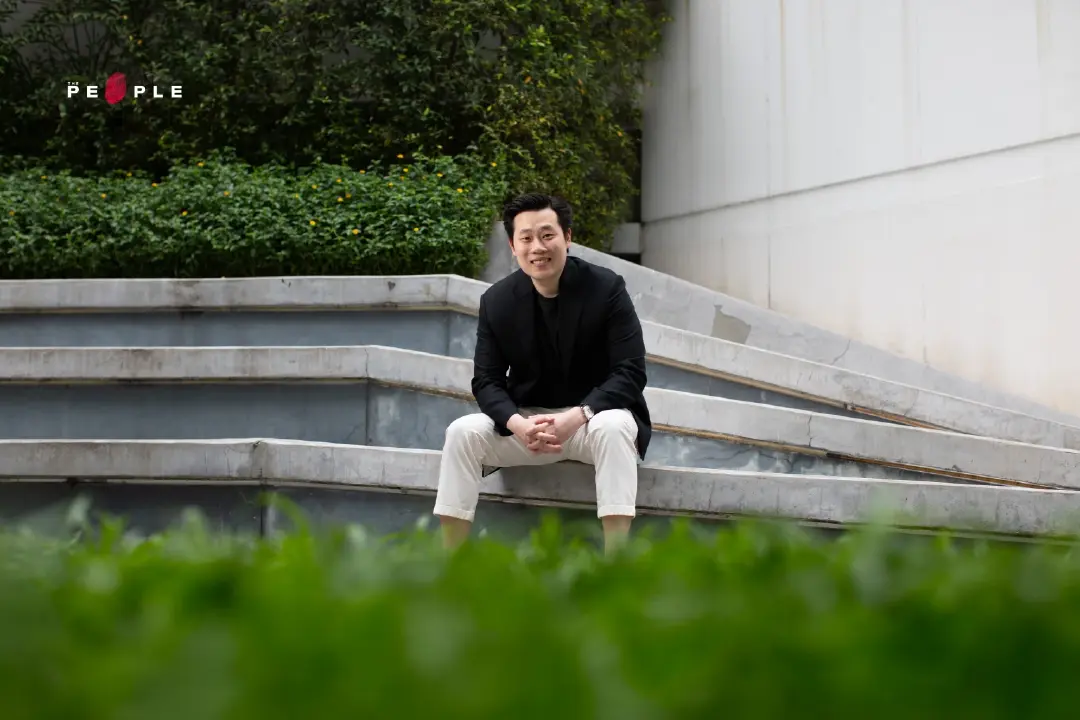 ภัคพล ตั้งตงฉิน: ผู้นำที่เลือกเป็น ‘หางมังกร’ เพื่อเติบโตในทุกช่วงชีวิต