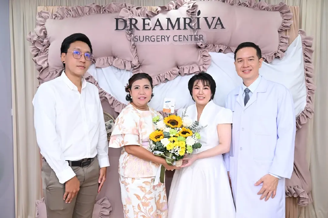 “ยิปซี–เปเปอร์” แท็กทีมพรีเซนเตอร์ DREAMRIVA เปิดตัวสุดปัง จัดเต็มทีมอาจารย์แพทย์–มาตรฐานโรงพยาบาล ดันศัลยแพทย์ไทยสู่เวทีโลก