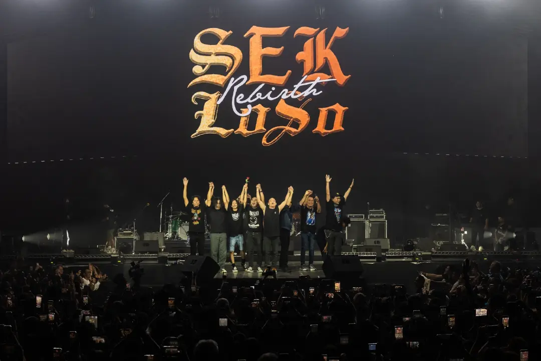 “SEK LOSO Rebirth KORAT” “เสก โลโซ” บุกเดอะมอลล์โคราช พร้อมซีนกราบแม่บนเวทีต้อนรับวันแม่แห่งชาติ