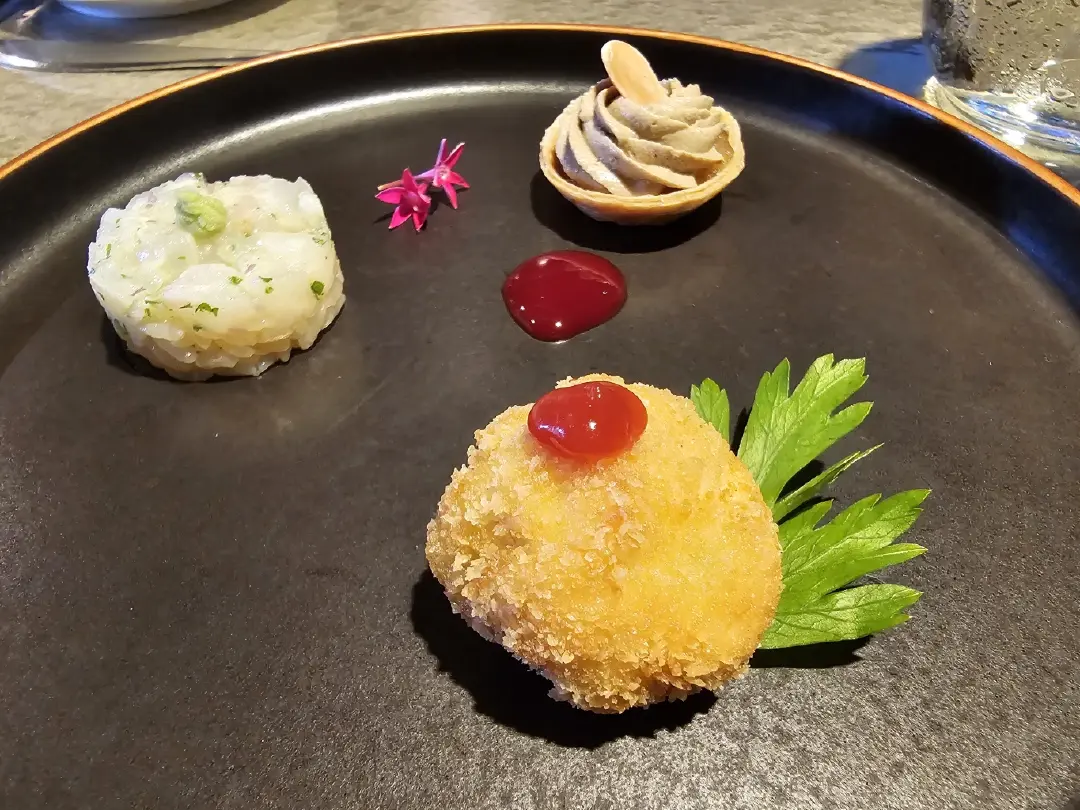 ‘Teppan France Kanda’ การเดินทางของไวน์ในร้าน(ไม่)ลับสิบที่นั่ง