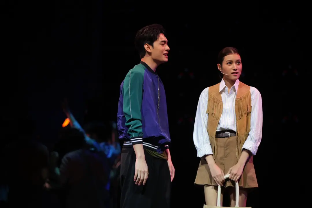 จากละครทีวีสู่โลกการทำงาน: ทำไมยิ่งโต เรายิ่งพบว่า ‘เพียงดาว’ และ ‘ดีนี่’ มีอยู่จริงในชีวิตเรา?