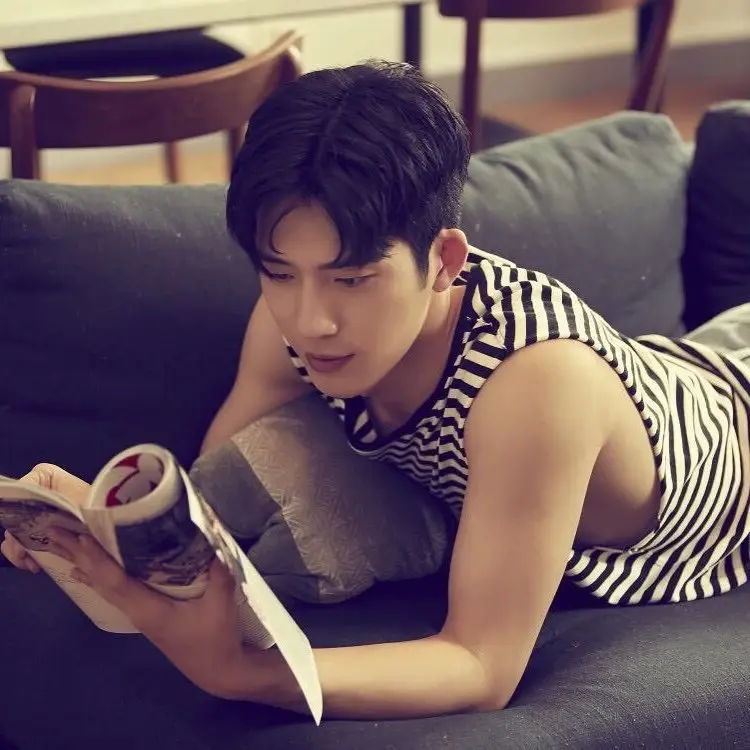 จิ่งป๋อหราน: บอสสุดเนี้ยบและนักแสดงที่ไม่ยอมแพ้ให้กาลเวลา