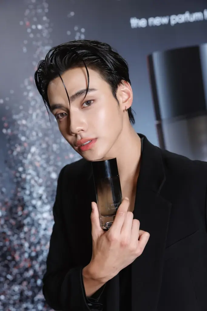 “ภีมวสุ BUS” ร่วมเปิดตัวน้ำหอมสุภาพบุรุษกลิ่นใหม่ Le Sel d’Issey Parfum