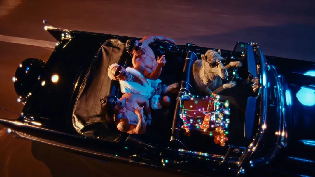 ธรรมดาโลกไม่จำ! ‘D Gerrard’ ปล่อย MV ตัวที่สองจากอัลบั้มใหม่ ‘Astronomy’ เสิร์ฟความเบียวแบบสุดโต่งตามหาสาวพรหมจรรย์ใน “พระจันทร์เต็มดวง (FULL MOON)”