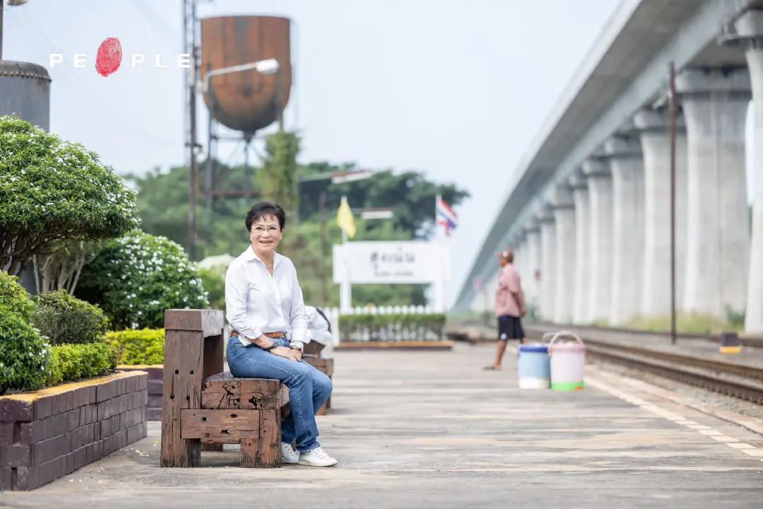 ‘คุณหญิงกัลยา โสภณพนิช’ เติบโตมาอย่างไรที่สีคิ้ว? และอะไรคือจุดเปลี่ยนสู่ Imperial College London ในเบื้องหลังสารคดี Hands Up