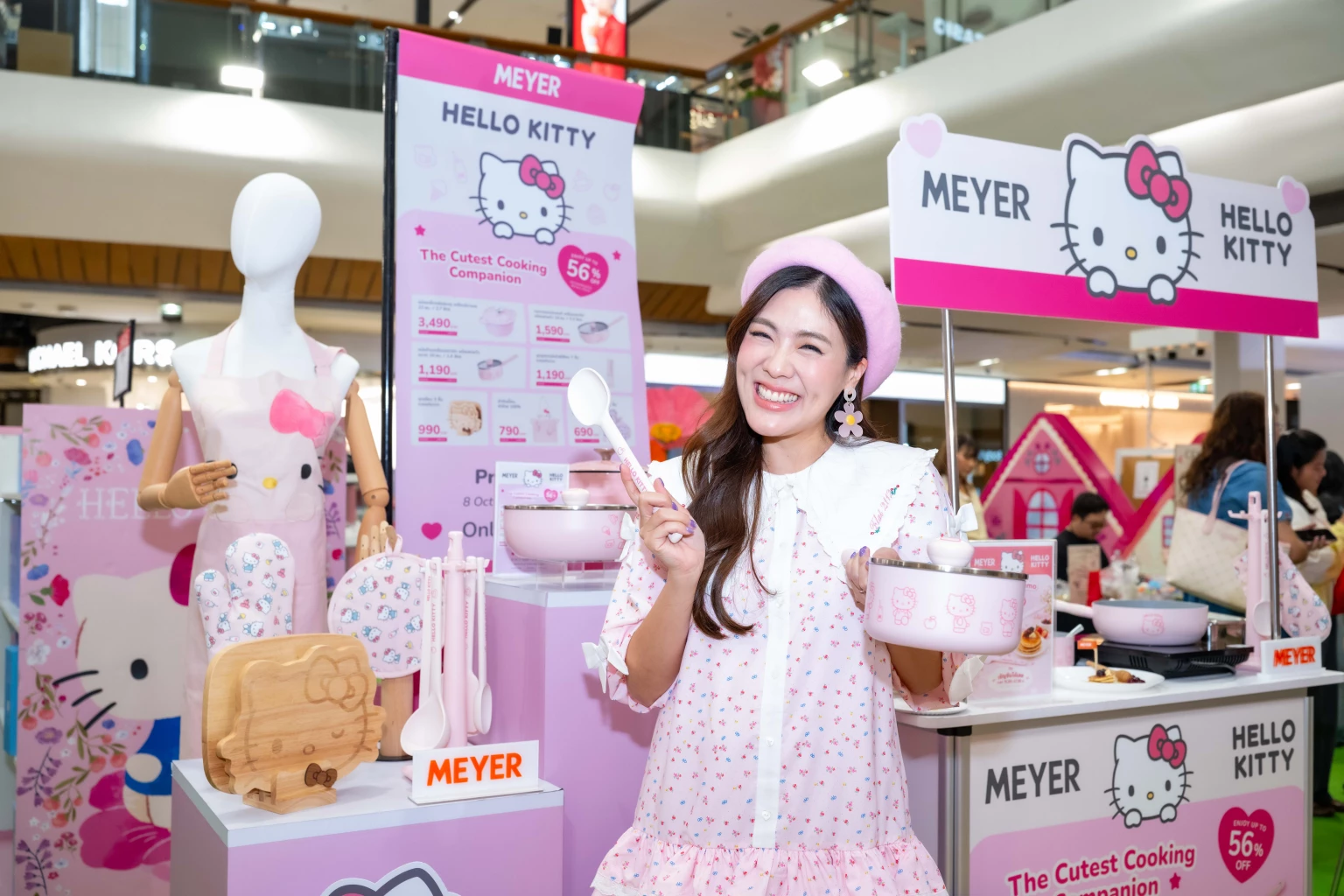 สาวก Hello Kitty เตรียมใจละลาย!  MEYER (ไมย์เออร์) จับมือ ห้างเซ็นทรัล เปิดตัวเครื่องครัวลิขสิทธิ์สุดคิวต์  MEYER Hello Kitty Collection ครั้งแรกในประเทศไทย
