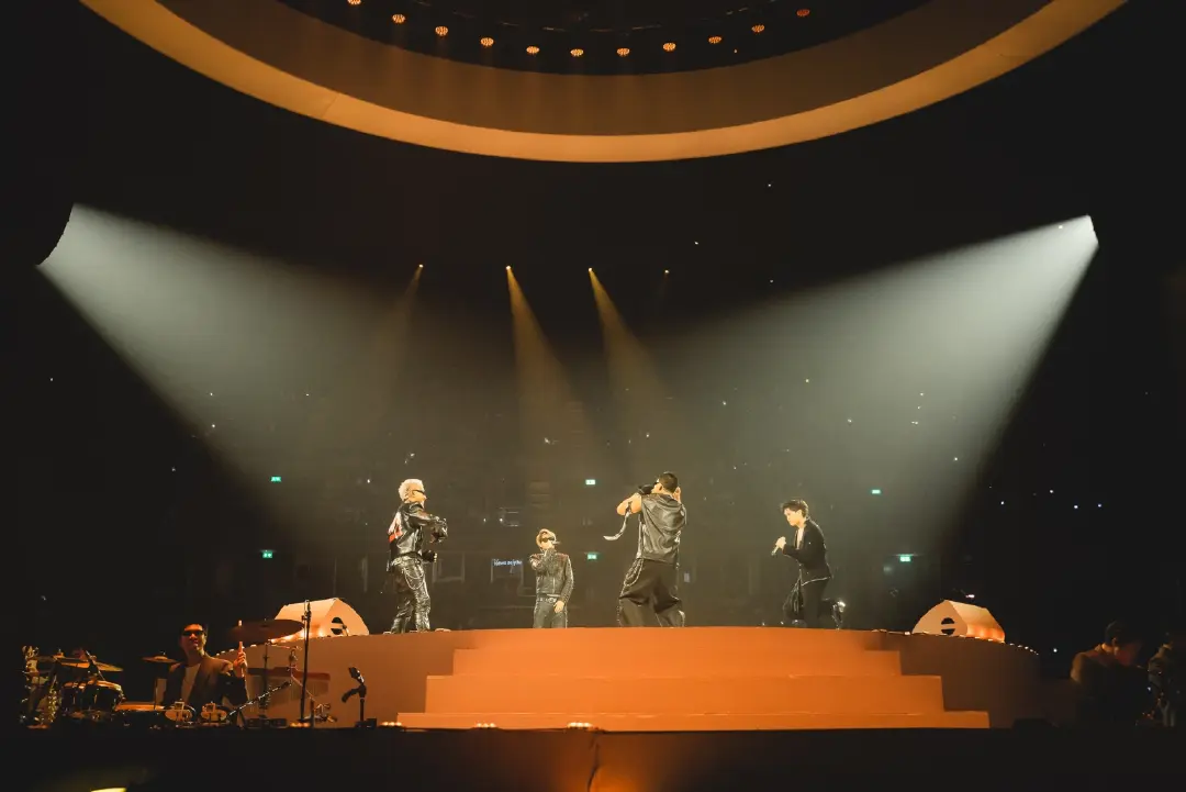 “นนท์ ธนนท์” เสิร์ฟเวที 360° กลางอิมแพคปิดฉาก “ARENA ENCORE” พร้อมประกาศ EP.04 ปีหน้า “จัดร้อนหน่อยนะครับ” เตรียมบุก “ราชมังฯ”