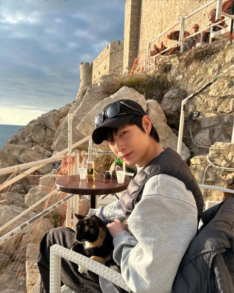 คิมยองแด: นักแสดงที่แจ้งเกิดอีกครั้งในกรมทหาร