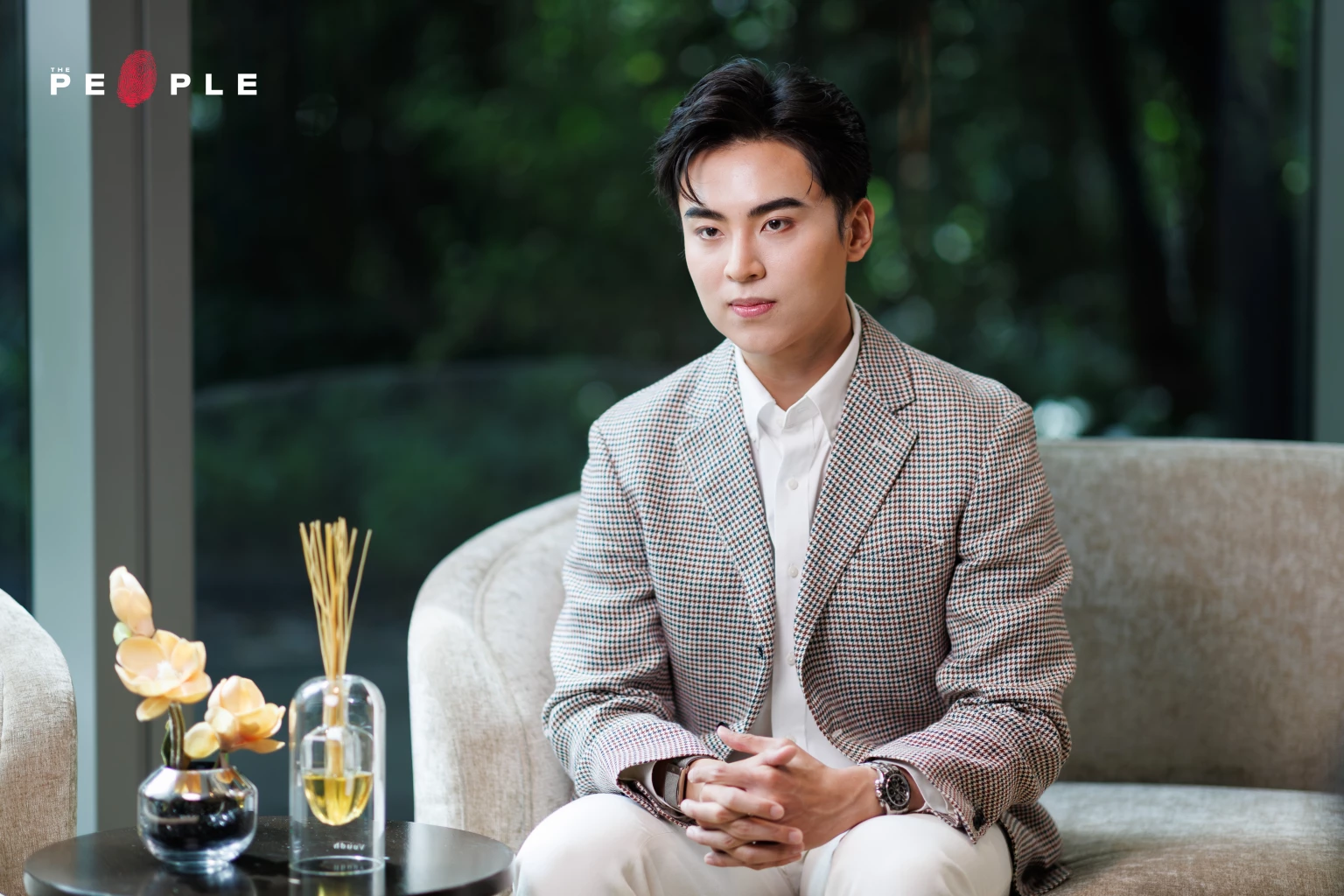พิสิษฐ์ มโนธรรมรักษา : เบื้องหลังการปั้น ‘หาดลับ’ ภูเก็ต และตัวตนที่สะท้อนผ่าน Lexus ES 350e