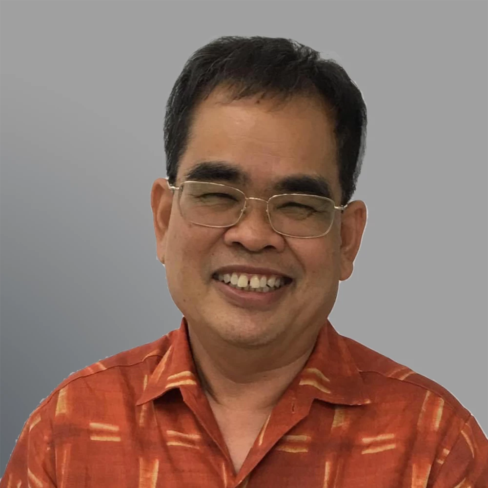 ต้อง บุตรศรีชา