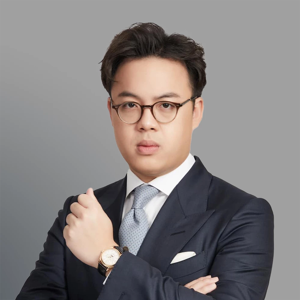 ตรีรัตน์ ศิริจันทโรภาส