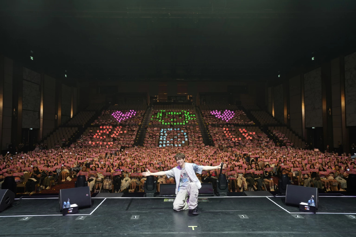 คังแดเนียล” ทำ FLOWD ชาวไทยใจฟูในงานแฟนมีตติ้ง "2025 KANGDANIEL FANMEETING IN BANGKOK"