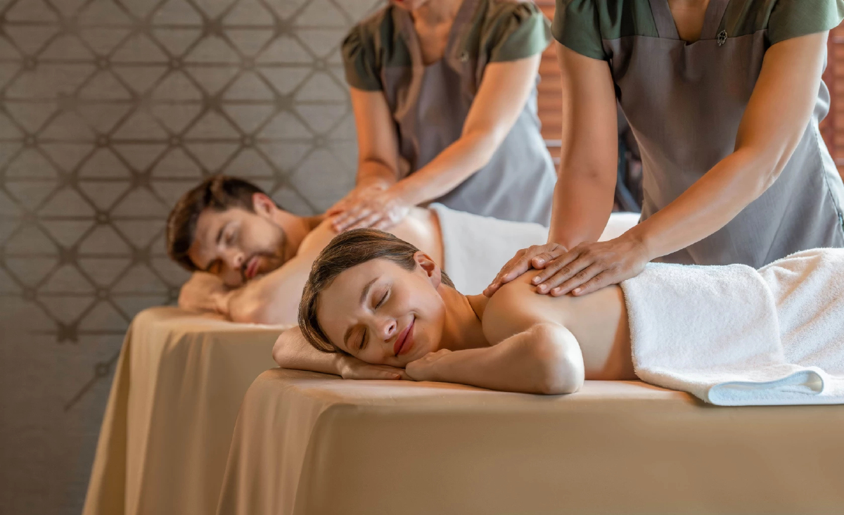 โรงแรม ดิ แอทธินี โฮเทล แบงค็อก, อะ ลักซ์ชูรี คอลเล็คชั่น โฮเทล เปิดตัวแพ็กเกจ Festive Bliss