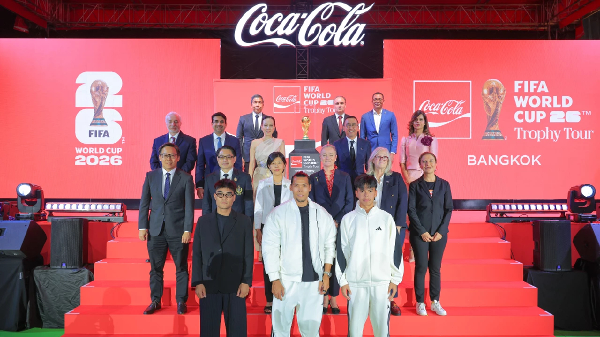 “โค้ก” เปิดฟีลซ่าส์! นำถ้วย Original FIFA World Cup™ Trophy ถึงไทยแล้ว!  พร้อมเปิดให้ชมอย่างยิ่งใหญ่ 24 มกราคมนี้ ที่ไอคอนสยาม!