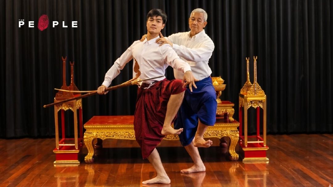 สกาย ญาณวุฒิ: เบื้องหลังหัวโขนยักษ์ และหัวใจที่เต้นเป็นจังหวะเดียวกับศิลปะไทย