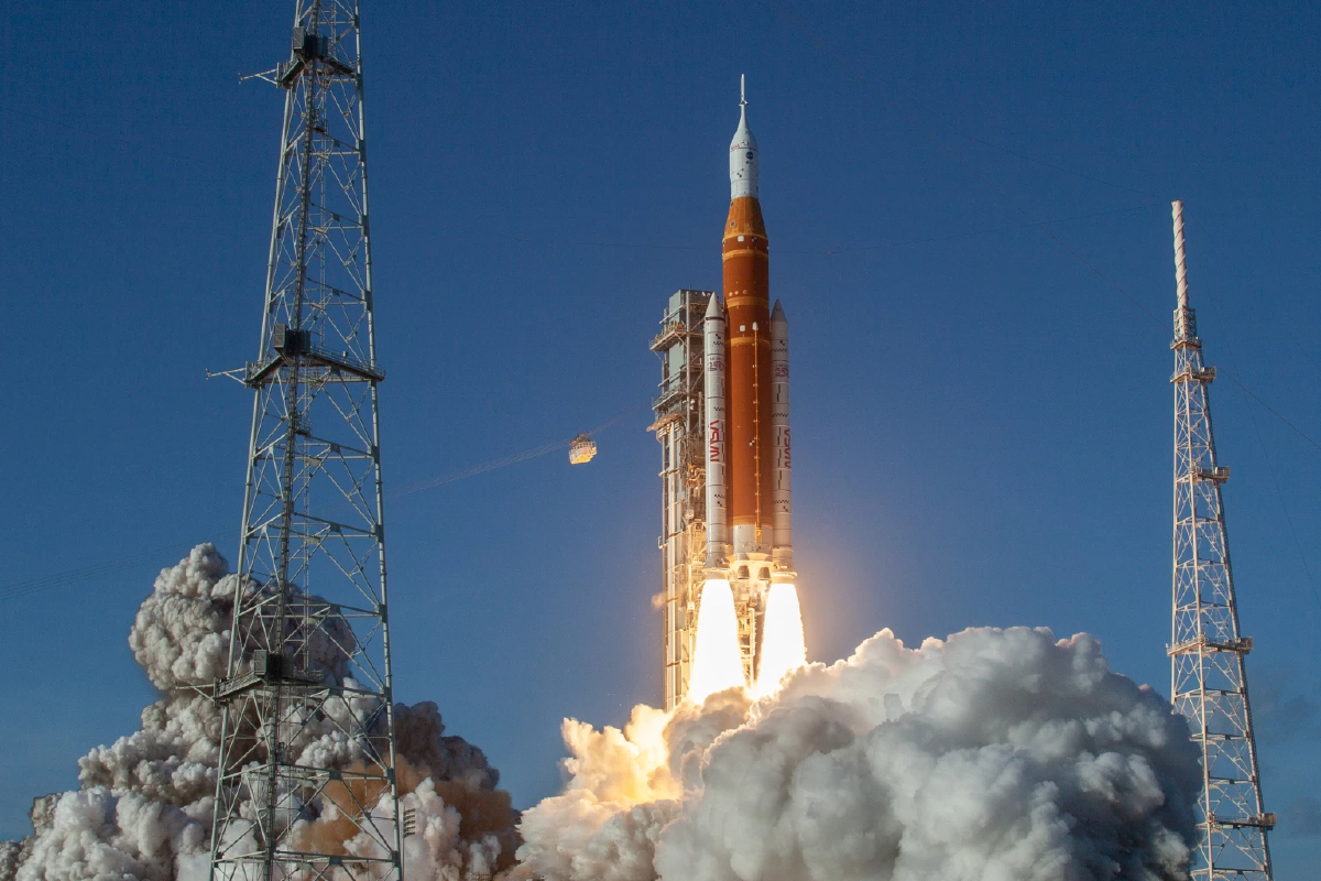 Artemis II : จากเทพปกรณัมถึงความฝันมนุษยชาติ กับการทะยานสู่ฟากฟ้าและหันมองตนเอง