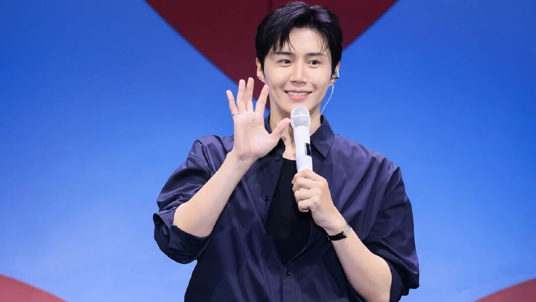 <LOVE FACTORY> ผลิตความรัก ความสุขล้นกำลังการผลิต! “คิม ซอนโฮ” เสิร์ฟความหล่อพร้อมความอบอุ่นเต็มพิกัด