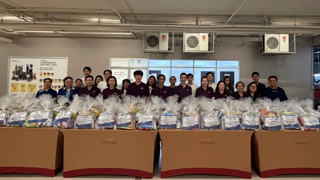 “สยามรวมใจ ไทยช่วยไทย” ชวนร่วมมอบของใช้จำเป็น ช่วยเหลือผู้ได้รับผลกระทบจากอุทกภัย
เปิดจุดรับบริจาค ณ NEXTOPIA สยามพารากอน และไอคอนสยาม พร้อมร่วมบริจาคเงินผ่านสภากาชาดไทย
