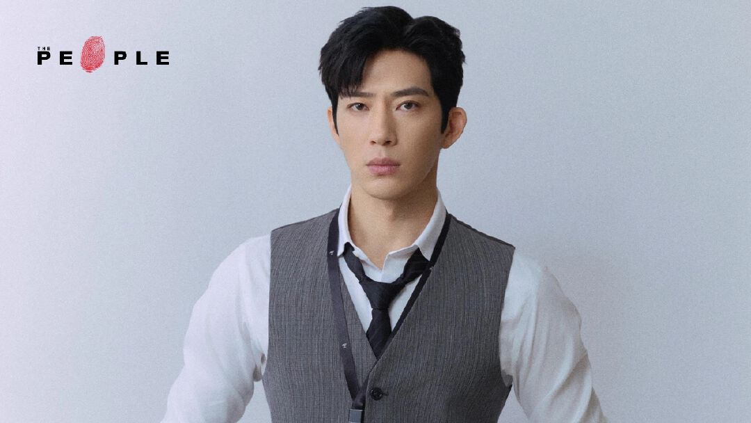 จิ่งป๋อหราน: บอสสุดเนี้ยบและนักแสดงที่ไม่ยอมแพ้ให้กาลเวลา